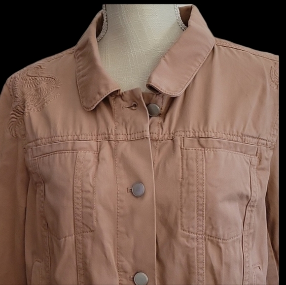 Loft Jacket - Picture 3 of 4